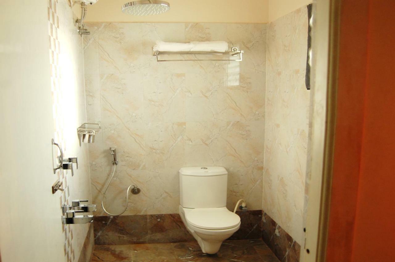 Отель Star Residency Tiruchirappalli Экстерьер фото