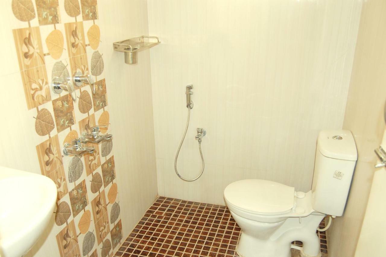 Отель Star Residency Tiruchirappalli Экстерьер фото